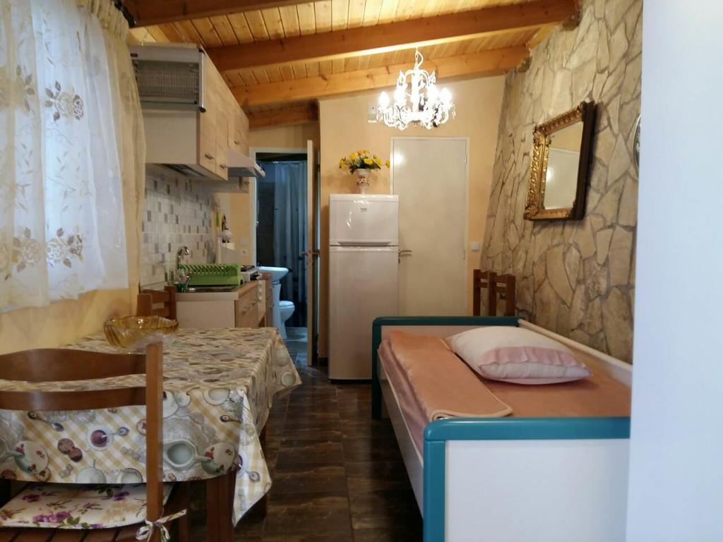 Kristallia Rooms Монастираки Екстериор снимка